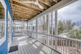 1045 Magnolia Ln, Gulf Breeze, FL 32563 - Photo 60