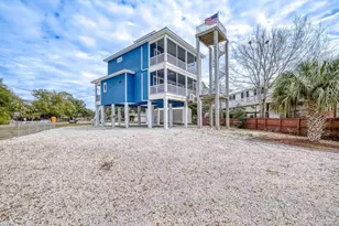 1045 Magnolia Ln, Gulf Breeze, FL 32563 - Photo 46