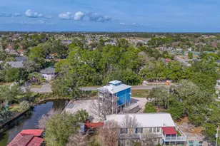 1045 Magnolia Ln, Gulf Breeze, FL 32563 - Photo 50