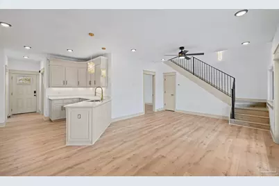 1045 Magnolia Ln, Gulf Breeze, FL 32563 - Photo 18