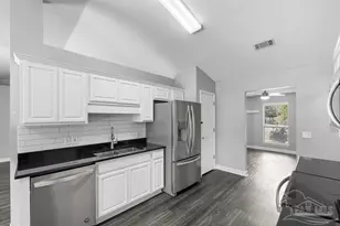 1068 Joaquin Dr, Pensacola, FL 32506 - Photo 14