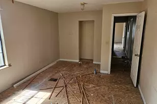 2350 Crescent Wood Rd, Navarre, FL 32566 - Photo 2
