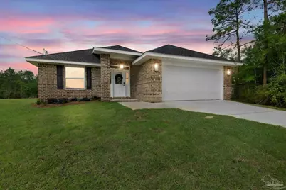 7945 Twin Lake Dr, Milton, FL 32583 - Photo 2
