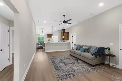 7945 Twin Lake Dr, Milton, FL 32583 - Photo 12