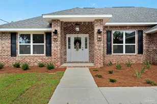 7953 Twin Lake Dr, Milton, FL 32583 - Photo 2