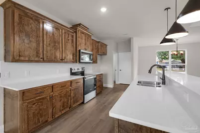 7953 Twin Lake Dr, Milton, FL 32583 - Photo 4