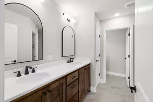 7953 Twin Lake Dr, Milton, FL 32583 - Photo 8