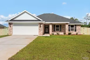 7957 Twin Lake Dr, Milton, FL 32583 - Photo 1