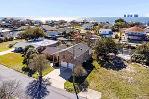 3367 Circle Dr, Gulf Breeze, FL 32563 - Photo 56