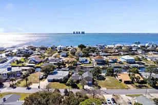 3367 Circle Dr, Gulf Breeze, FL 32563 - Photo 54