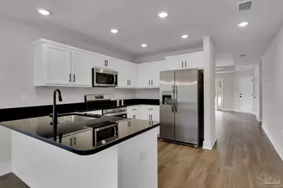 1014 Brimwood Cir, Cantonment, FL 32533 - Photo 2