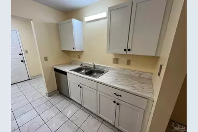 3220 Redwood Ln, Gulf Breeze, FL 32563 - Photo 6