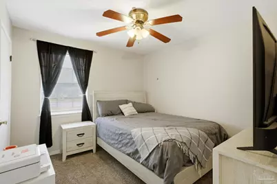 620 Carondelay Dr, Pensacola, FL 32506 - Photo 24