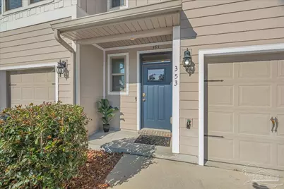 353 S E St, Pensacola, FL 32502 - Photo 2