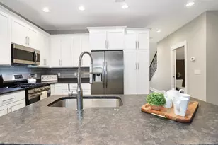 1013 W Intendencia St, Pensacola, FL 32502 - Photo 10