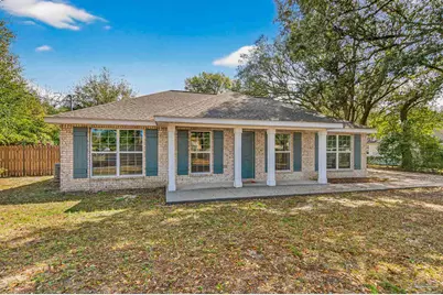 1906 Albany Ave, Pensacola, FL 32507 - Photo 4