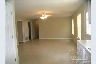 4738 Live Oak Ln, Pace, FL 32571 - Photo 6