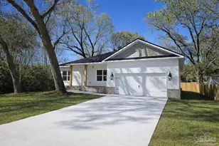 4046 Woodfin Cir, Pace, FL 32571 - Photo 1