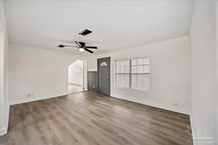 4133 Lawrence Ave, Pace, FL 32571 - Photo 4