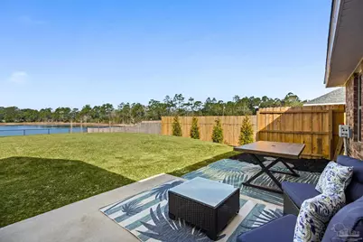 7911 Twin Lake Dr, Milton, FL 32583 - Photo 2