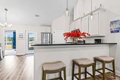 7911 Twin Lake Dr, Milton, FL 32583 - Photo 14