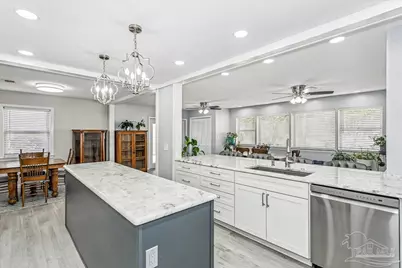 212 Euclid St, Pensacola, FL 32503 - Photo 6