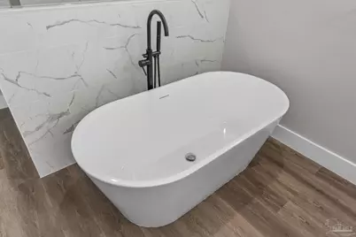 5521 Chenier Dr, Gulf Breeze, FL 32563 - Photo 34