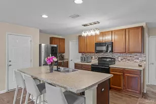 5898 Little Leaf Court, Milton, FL 32570 - Photo 10