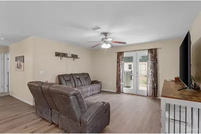 5898 Little Leaf Ct, Milton, FL 32570 - Photo 6