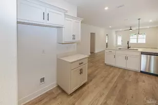 5922 Grayton Pk Ln, Pace, FL 32571 - Photo 6