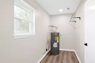 5621 Galvez Rd, Pensacola, FL 32507 - Photo 24