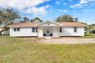 5621 Galvez Rd, Pensacola, FL 32507 - Photo 2
