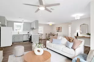 5621 Galvez Rd, Pensacola, FL 32507 - Photo 6