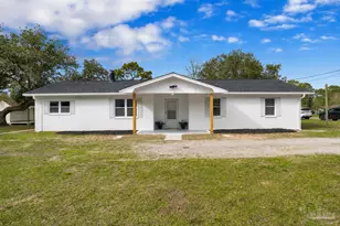 5621 Galvez Rd, Pensacola, FL 32507 - Photo 4