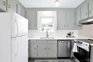 5621 Galvez Rd, Pensacola, FL 32507 - Photo 8