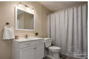 3017 Ferris Dr, Navarre, FL 32566 - Photo 10