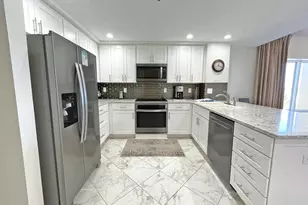 22 Via Deluna Dr, Pensacola Beach, FL 32561 - Photo 8