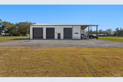 3275 Melvin Dr, Pace, FL 32571 - Photo 2
