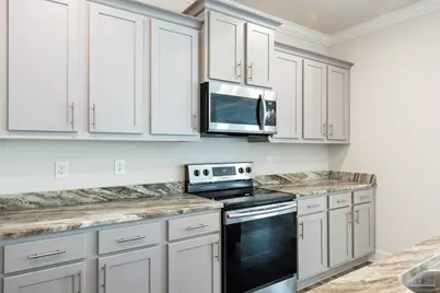 1940 Cambridge Park Dr, Gulf Breeze, FL 32563 - Photo 12