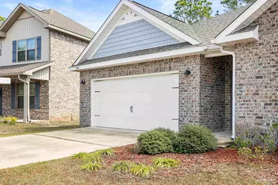 1940 Cambridge Park Dr, Gulf Breeze, FL 32563 - Photo 2