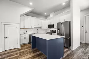 19 W Strong St, Pensacola, FL 32502 - Photo 12