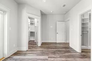 19 W Strong St, Pensacola, FL 32502 - Photo 24