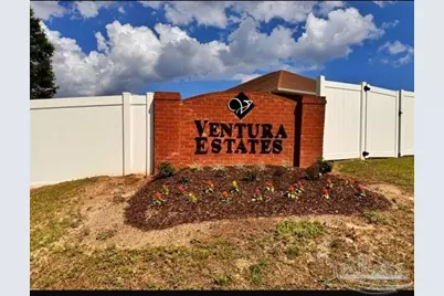 4474 Hampton Bay Blvd, Milton, FL 32583 - Photo 2
