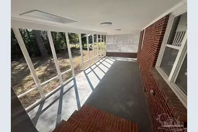 1135 E Burgess Rd, Pensacola, FL 32504 - Photo 26