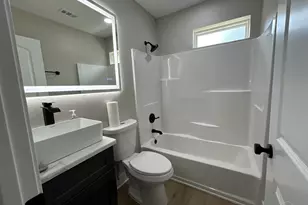 721 W Jordan St, Pensacola, FL 32501 - Photo 14