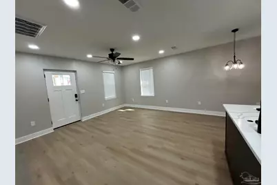 721 W Jordan St, Pensacola, FL 32501 - Photo 16
