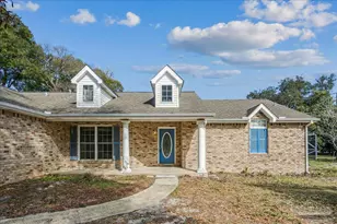 100 Oviedo St, Gulf Breeze, FL 32561 - Photo 4