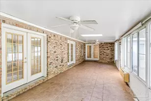 100 Oviedo St, Gulf Breeze, FL 32561 - Photo 32