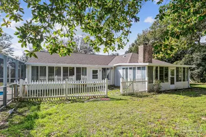 100 Oviedo St, Gulf Breeze, FL 32561 - Photo 38
