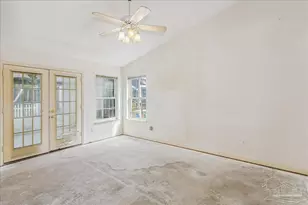 100 Oviedo St, Gulf Breeze, FL 32561 - Photo 18